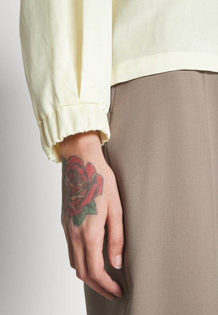 DRYKORN CILLIN - Blouse - Off White - Image 5