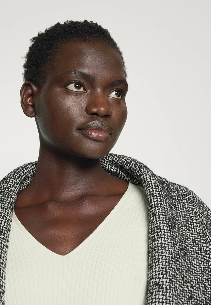 DRYKORN LYNETTE - Jumper - Off White - Image 4