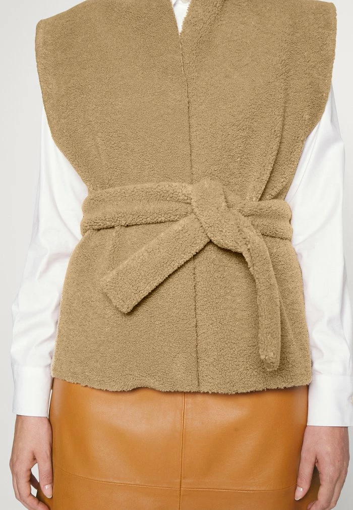 DRYKORN ST IVES - Waistcoat - Brown - Image 7