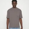 DRYKORN BRUCE - Basic T-shirt - Green