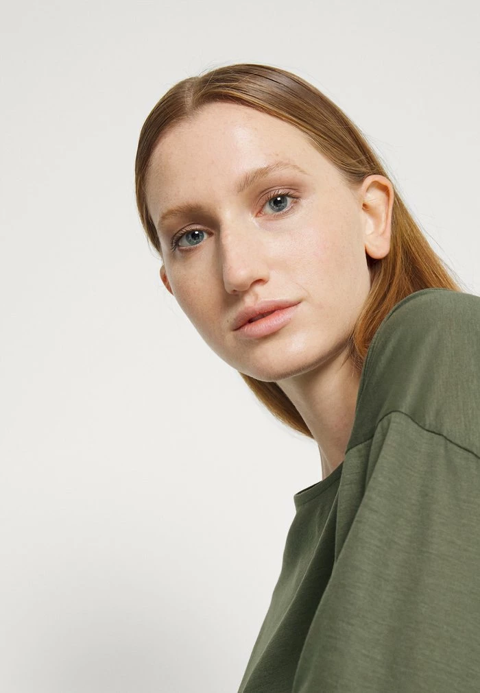 DRYKORN KIRLA - Long Sleeved Top - Green - Image 4