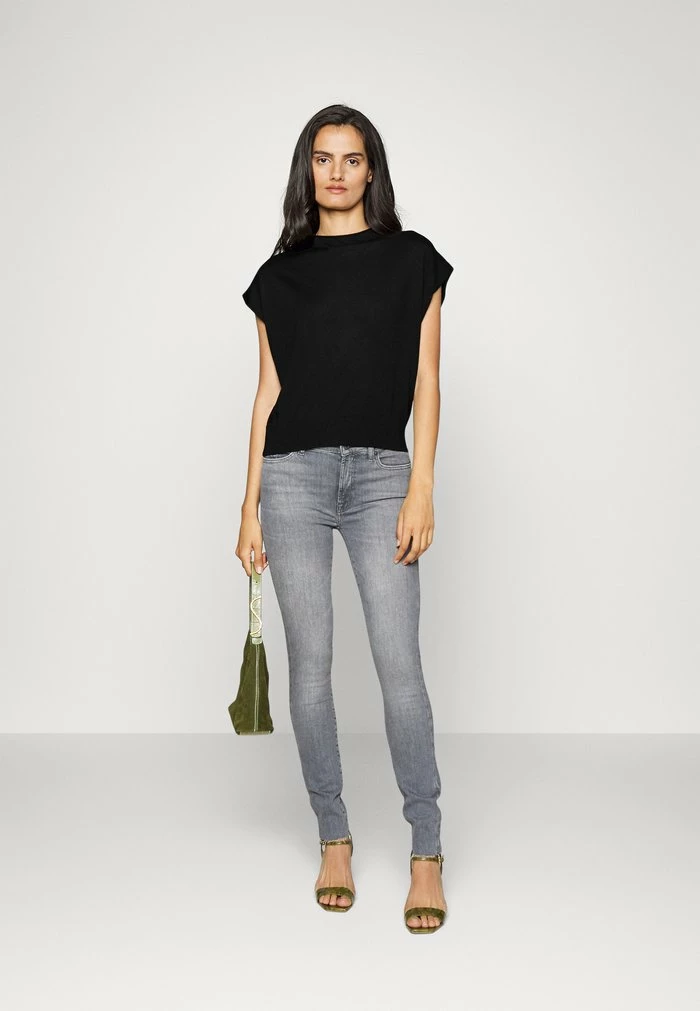 DRYKORN AMORY - Basic T-shirt - Black - Image 2