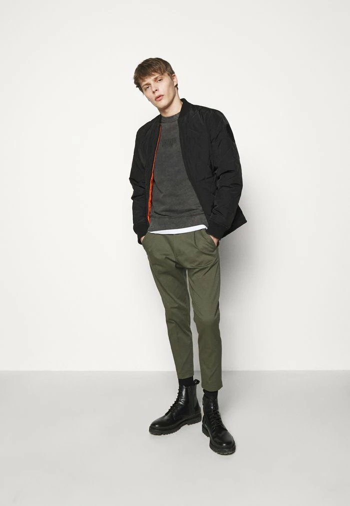 DRYKORN CHASY - Chinos - Mottled Olive - Image 2