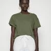 DRYKORN LARIMA - Basic T-shirt - Green