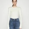 DRYKORN NURIT - Long Sleeved Top - Off-white