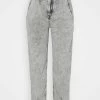 DRYKORN DECIDE - Relaxed Fit Jeans - Grau