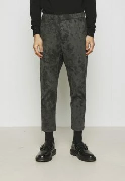 DRYKORN TROP - Tracksuit Bottoms - Grün