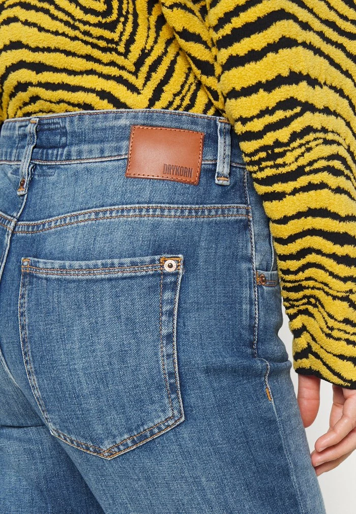 DRYKORN LIKE - Jeans Tapered Fit - Blau - Image 6